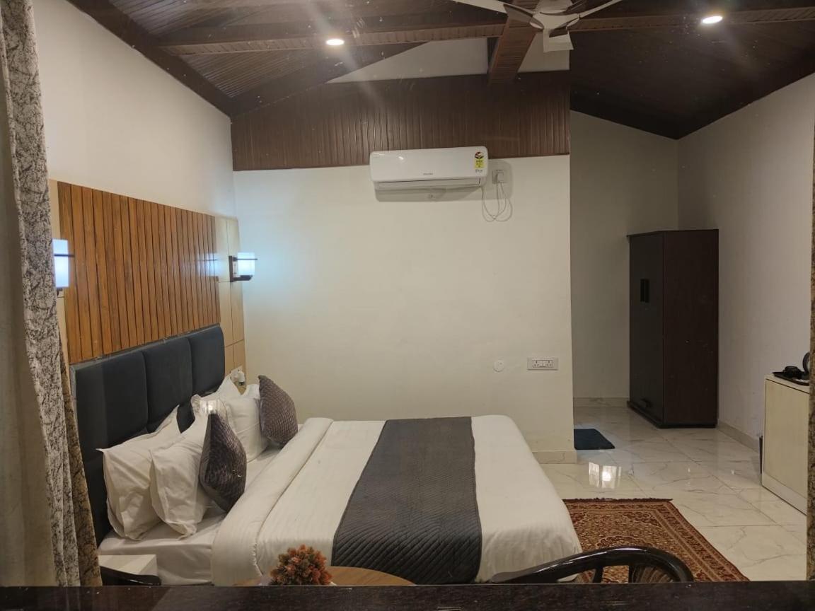 Corbett Jungle Breeze Resort Rāmnagar Eksteriør billede