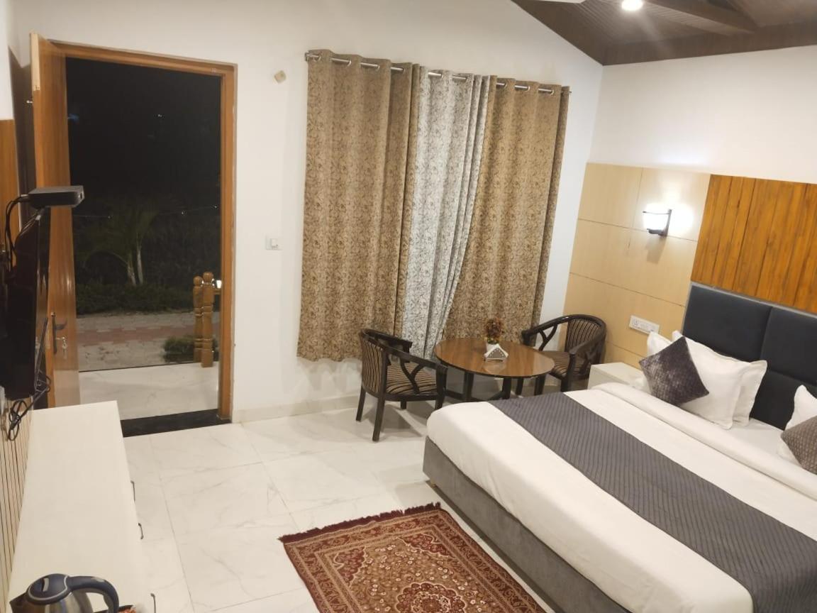 Corbett Jungle Breeze Resort Rāmnagar Eksteriør billede