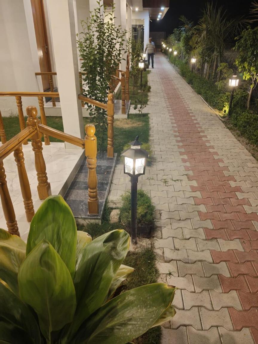 Corbett Jungle Breeze Resort Rāmnagar Eksteriør billede